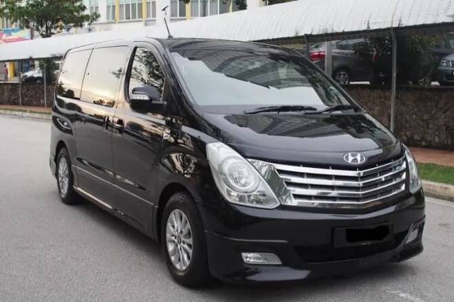 Privater Transfer von Johor zu Malacca Hotels direkt vor die Tür