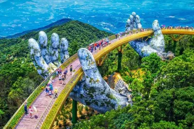 Golden Bridge & Ba Na Hills tour: Cable car & French Village
