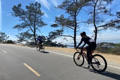 Serious cyclists: ride san diego’s best coastal routes, torrey pines, del mar & encinitas. guided road bike tour with local experts. book your spot now!
