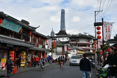 Pedal through shanghai’s shikumen lanes, french concession, and the bund with a local guide. includes snacks, bottled water, and bike rental. book now.