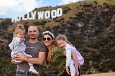 Découvrez los angeles avec un guide local lors d’une visite privée d’une journée. explorez hollywood, beverly hills, melrose et plus encore. transport climatisé et eau en bouteille inclus.