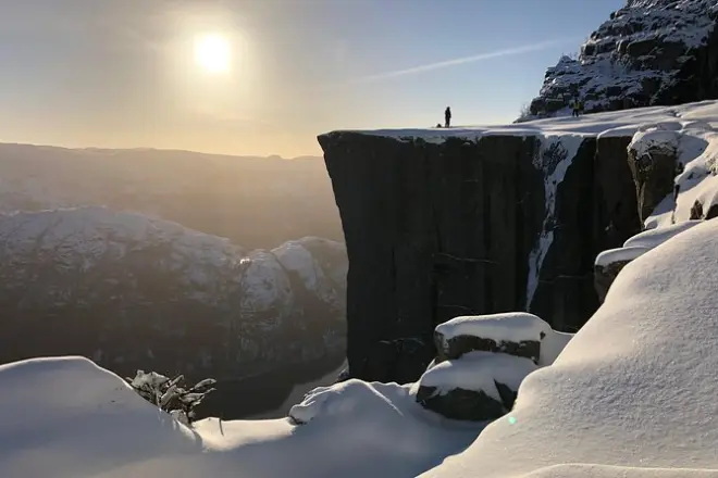 Randonnée guidée d’hiver à Preikestolen depuis Stavanger : 9 heures