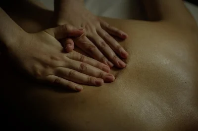 Phnom penh spa: 3 stunden massage, körperpeeling und gesichtsbehandlung. entspanne dich mit traditionellen kambodschanischen wellness-treatments. jetzt buchen!