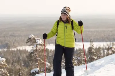 Snowshoeing on Pyhä Fell: Chairlift to the top
