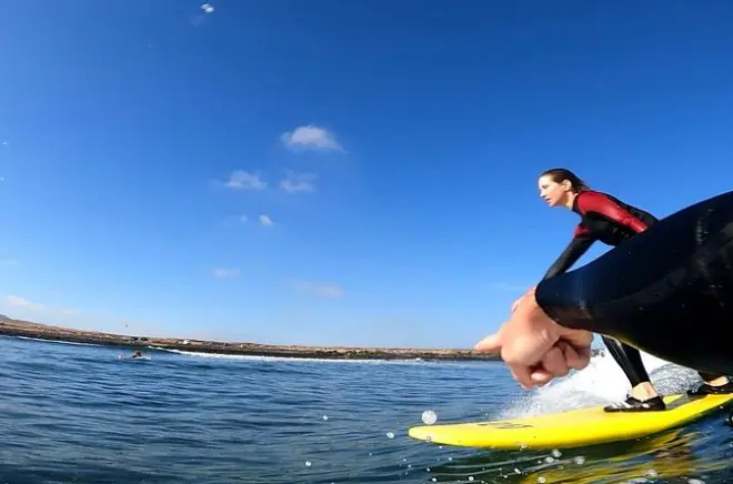 Leçons de surf privées à Fuerteventura : Coaching individuel