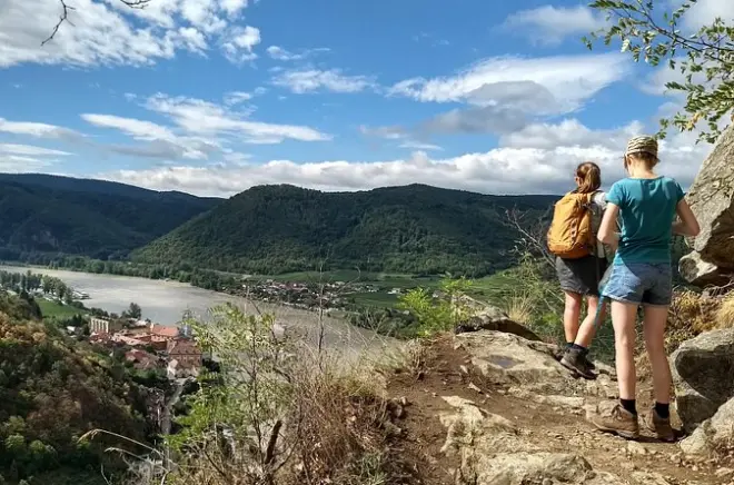 Caminhada na Wachau com ruínas do castelo e vistas do Danúbio
