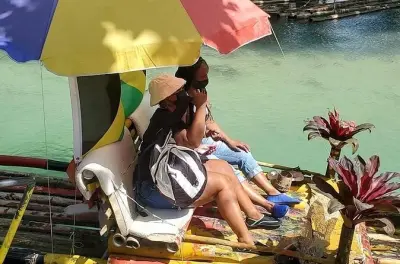 Montego Bay Bamboo Rafting: Limestone Massage on Lethe River