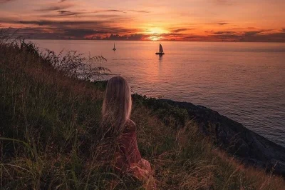 Phuket sonnenuntergang am promthep cape genießen, chillva night market entdecken und patongs neonmeile mit lokalem guide erkunden. inkl. abendessen & hoteltransfer.