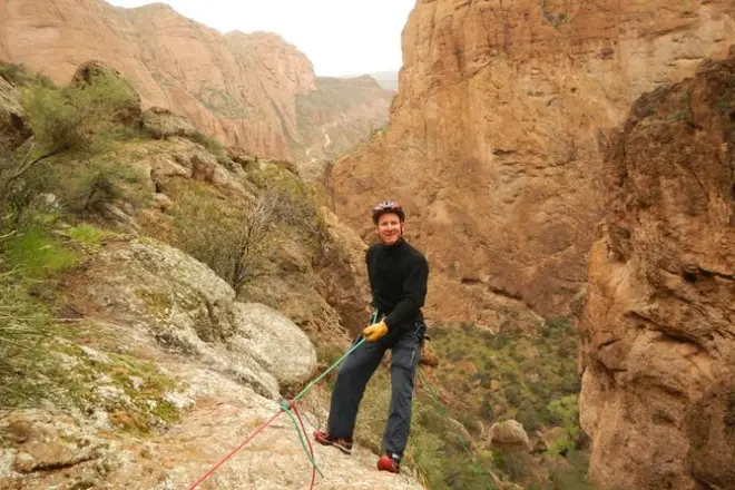Sonoran Desert Canyon Canyoneering: 46m Abseil-Abenteuer