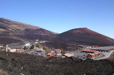 Mount Etna Tour ab Catania: Vulkan, Weinprobe & Mittagessen