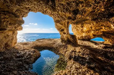 Snorkeling à Ibiza : Grotte pirate et jacuzzi naturel