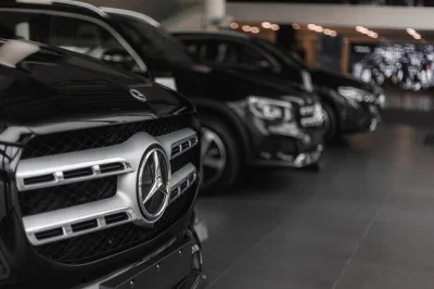 Arrive in singapore stress-free with a private airport transfer to your hotel. includes pickup, air-conditioned vehicle, and local driver. book now for a smooth start.