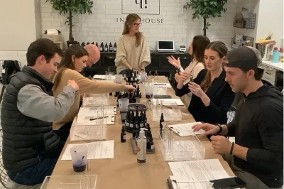 In alpharetta dein eigenes parfüm kreieren – mit profi-tipps, allen materialien und 2 stunden workshop. optional mit wein. jetzt platz sichern!