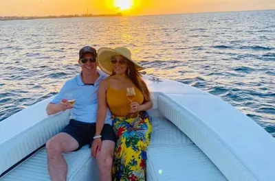 Coucher de soleil à Nassau avec vin, fromage et vues sur la côte
