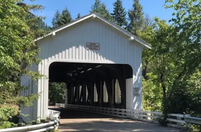 Ponts couverts de l’Oregon : Excursion d’une journée depuis Eugene