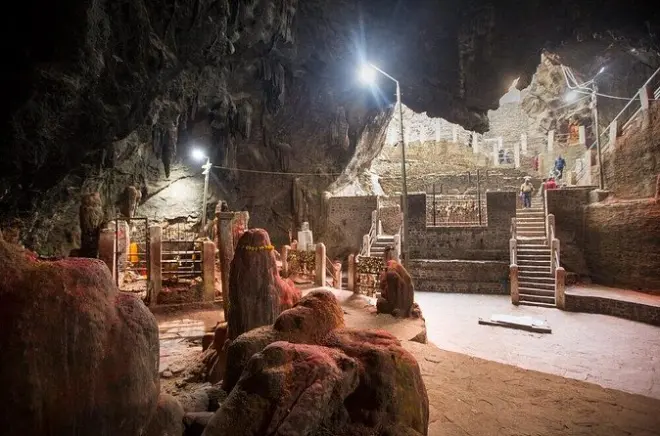 Maratika Cave 3 dias saindo de Kathmandu: Peregrinação sagrada
