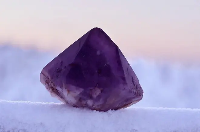 Amethystmine in Luosto: Grabe Ihren eigenen violetten Edelstein