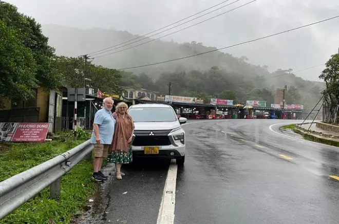 Phong Nha to Hue Private Transfer: DMZ War Sites