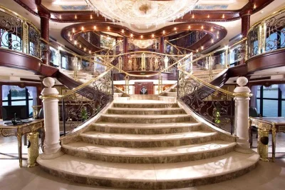 Scopri la valle del nilo in egitto con una crociera di 4 giorni da aswan a luxor, visitando templi antichi con una guida esperta. tutti i biglietti e pensione completa inclusi.