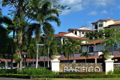 Liberia Airport to Playas del Coco Private Transfer